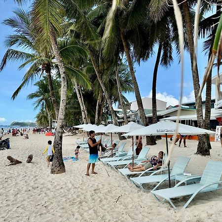 Calypso Beach And Dive Resort Manoc-Manoc Bagian luar foto