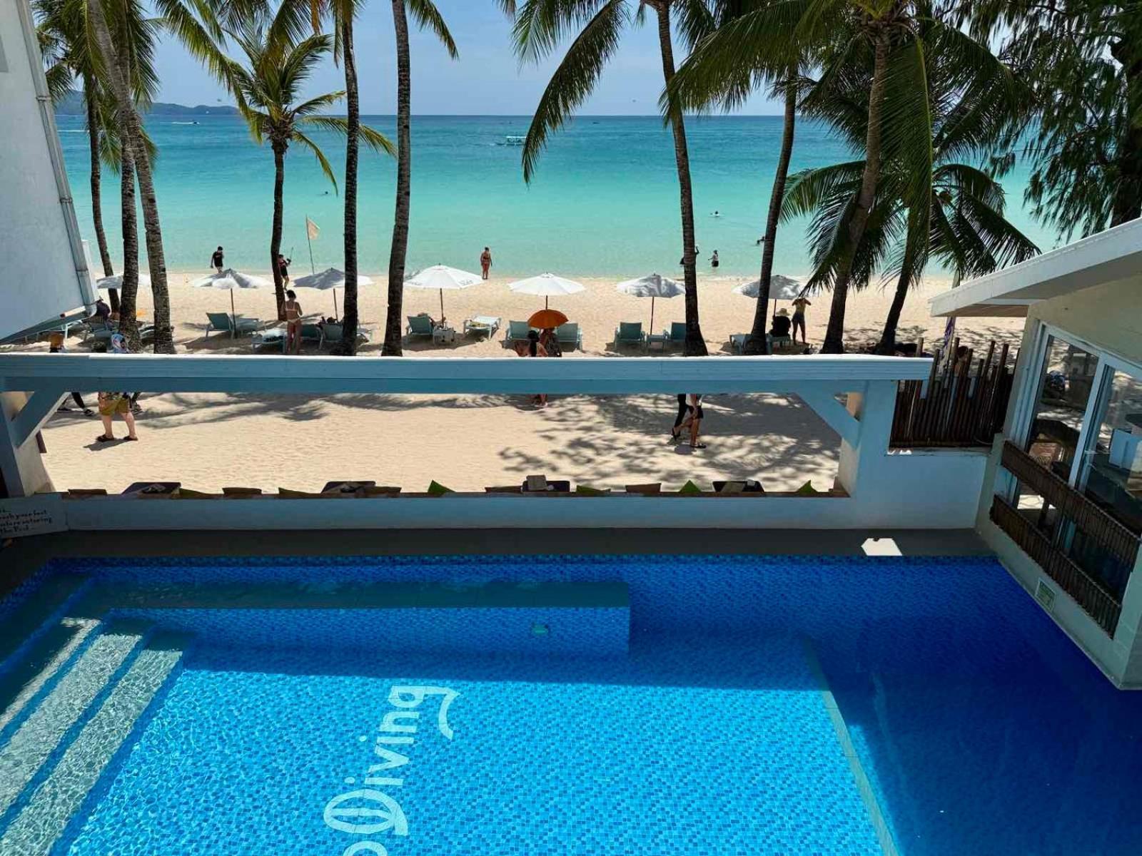 Calypso Beach And Dive Resort Manoc-Manoc Bagian luar foto